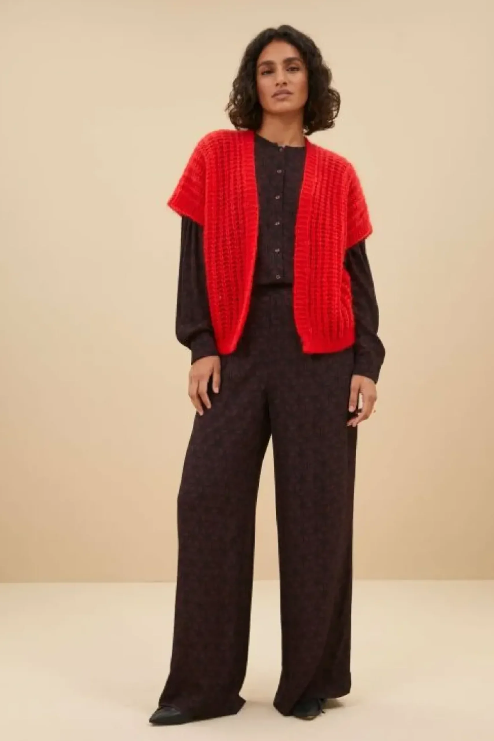 Vesten*By bar anna cardigan | lipstick