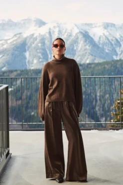 Broeken*By bar benji metallic pants | bronze