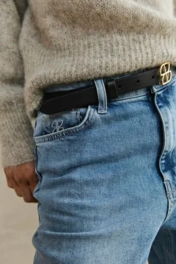 Riemen*By bar buckle logo belt | black