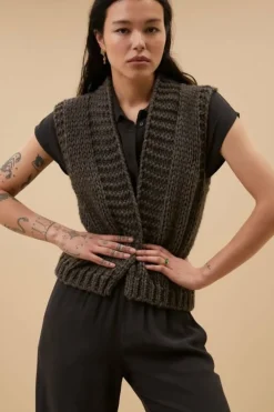 Gilets & Spencers|Vesten*By bar levi gilet | cafe noir