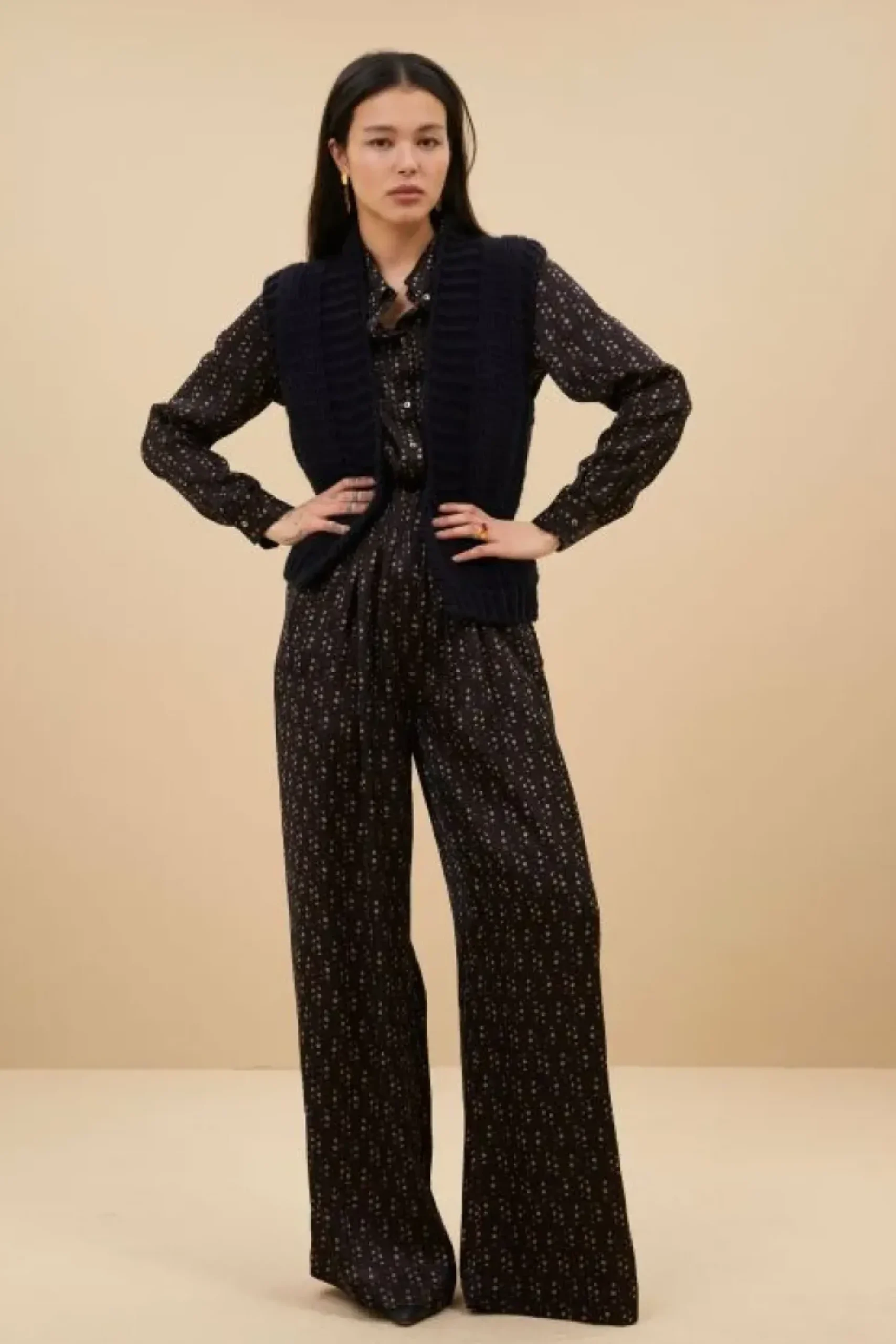 Gilets & Spencers|Vesten*By bar levi gilet | midnight
