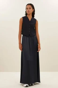 Gilets & Spencers|Jassen*By bar lynn pinstripe gilet | midnight