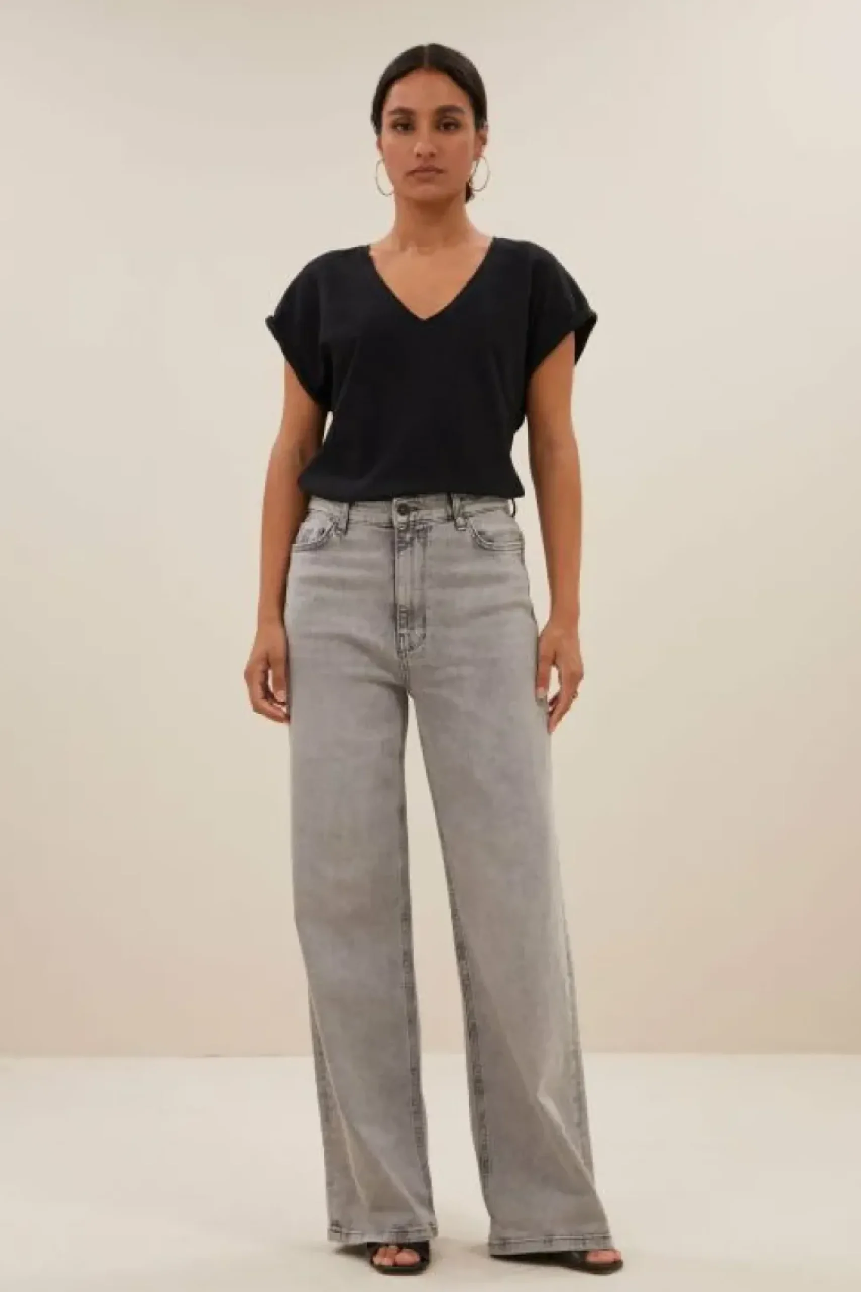 Tops & Shirts*By bar momi logo top | jet black