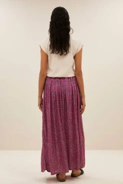 Rokken*By bar nina saree skirt | saree print